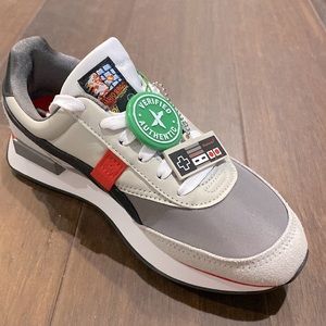Brand new Nintendo Pumas size 4.5 children’s